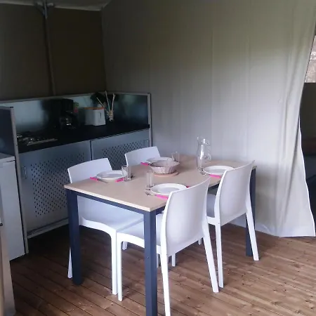 Camping Le Bouloc * Ceilhes-et-Rocozels